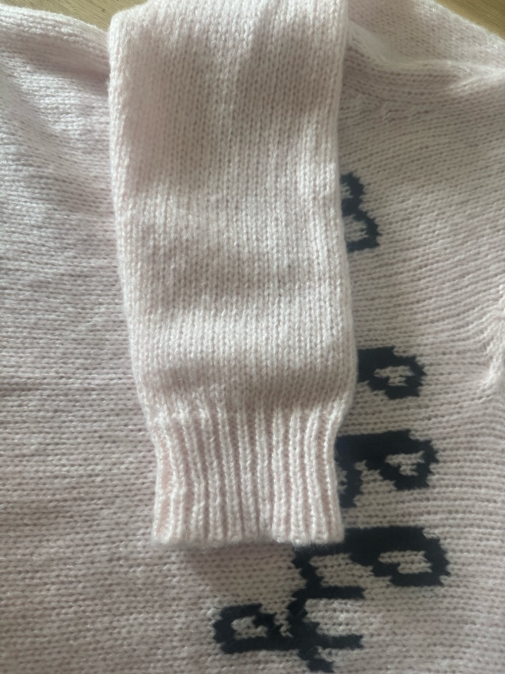 Wooden Ships 'Bubbly' Pink Knit V-Neck Sweater Small - Picture 5 of 7